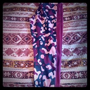 BlackMilk activewear leggings